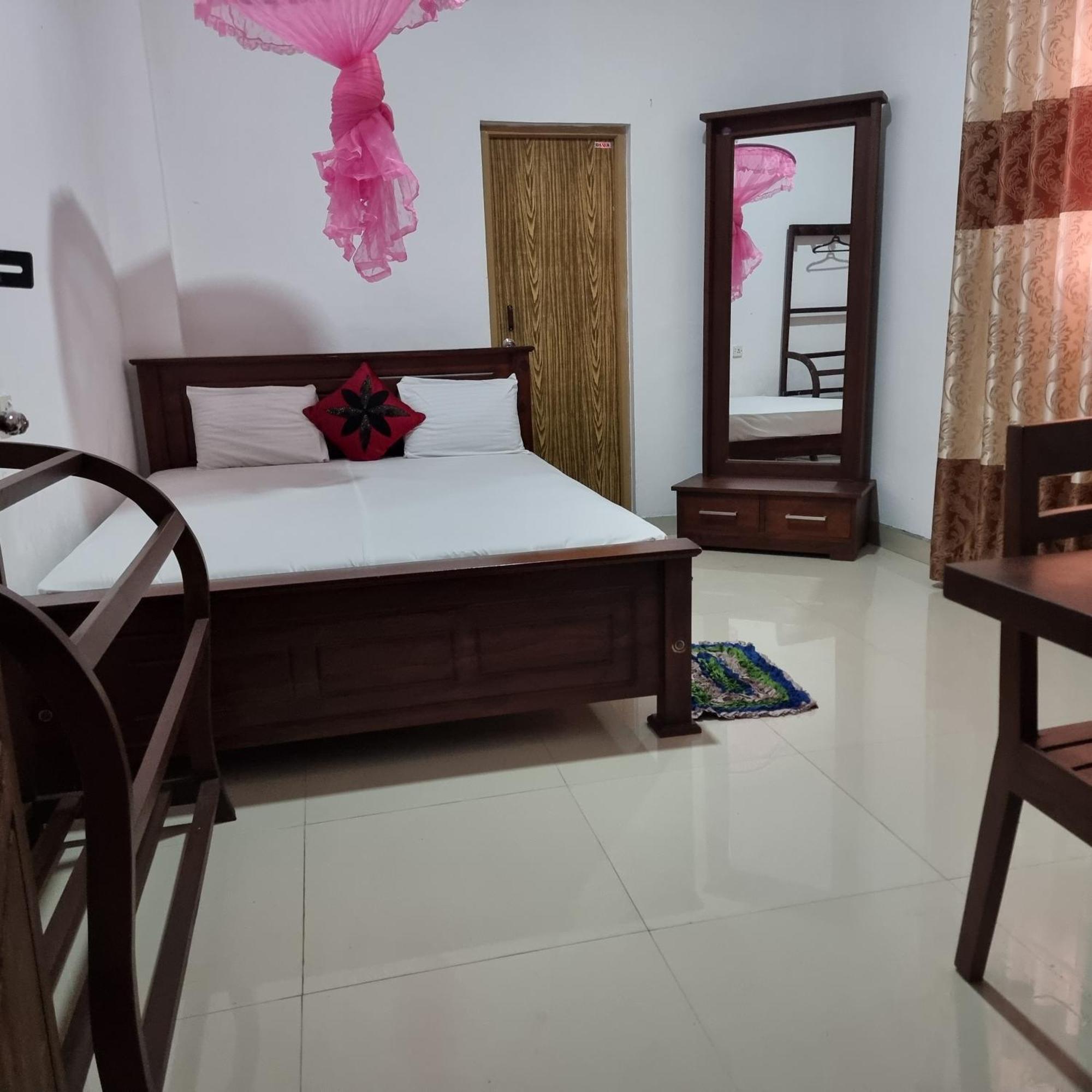 White Win Villa Elewela Habitación foto